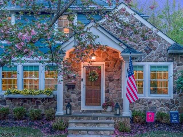 114 Coleman Ave, Chatham Boro, NJ 07928