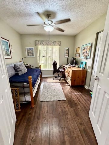 5796 SW 89th Way, Cooper City, FL 33328