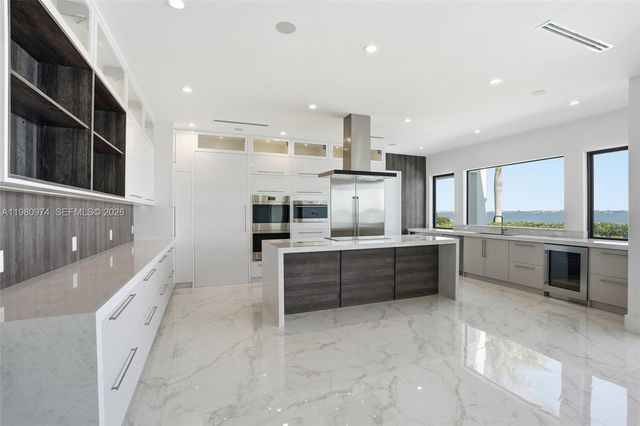 5735 Riverside Dr, Cape Coral, FL 33904