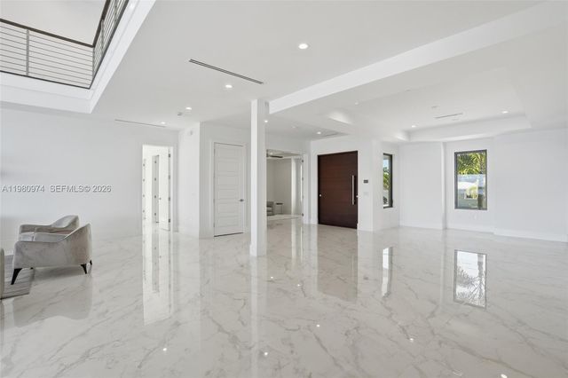 5735 Riverside Dr, Cape Coral, FL 33904