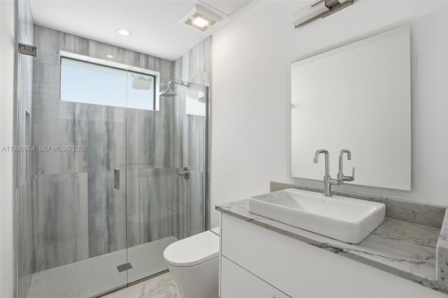 5735 Riverside Dr, Cape Coral, FL 33904