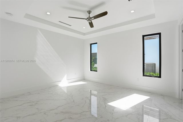 5735 Riverside Dr, Cape Coral, FL 33904