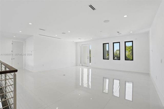 5735 Riverside Dr, Cape Coral, FL 33904