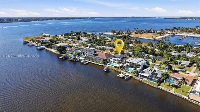 5735 Riverside Dr, Cape Coral, FL 33904