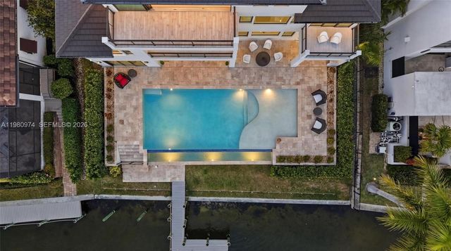 5735 Riverside Dr, Cape Coral, FL 33904