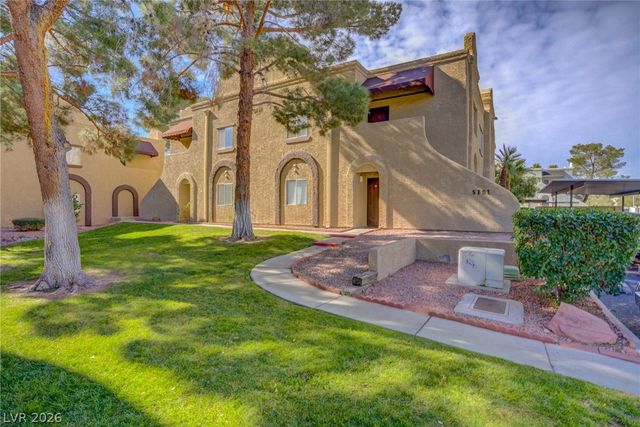 5191 Pioneer Avenue 204, Las Vegas, NV 89146