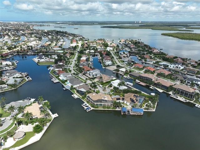 159 Dan River CT, Marco Island, FL 34145