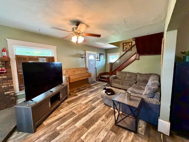 74 Bidwell Street W, Battle Creek, MI 49015