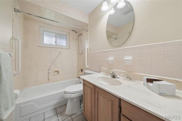 143 Burncoate Drive, Unincorporated, MO 63129