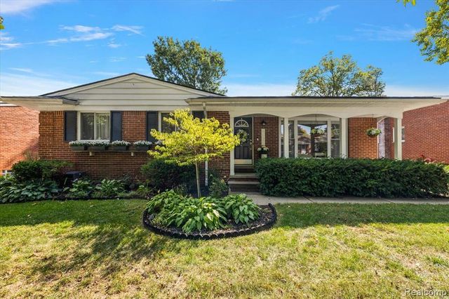 4125 Yorba Linda Boulevard, Royal Oak, MI 48073