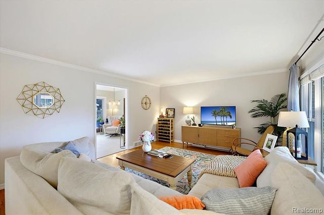 4125 Yorba Linda Boulevard, Royal Oak, MI 48073