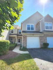 65 PIMLICO Court -, Grayslake, IL 60030