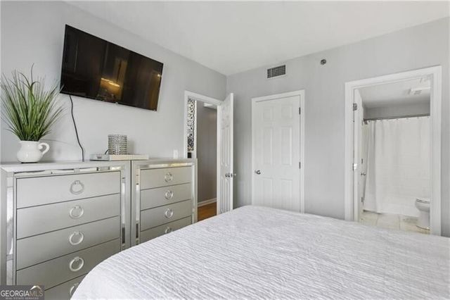3481 Lakeside Drive NE 3004, Atlanta, GA 30326
