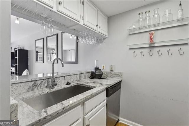 3481 Lakeside Drive NE 3004, Atlanta, GA 30326
