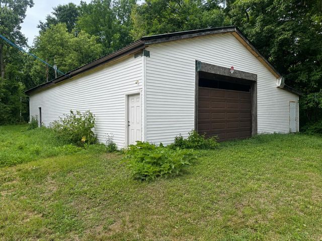 1700 Shipman Road, Oxford, MI 48371