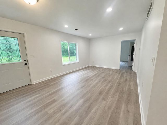 1700 Shipman Road, Oxford, MI 48371