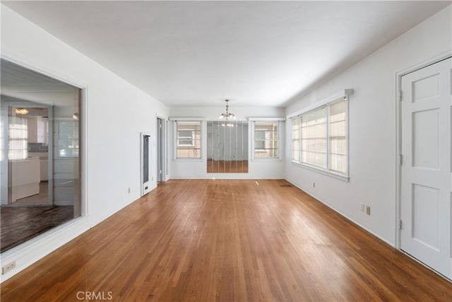 632 W I, Ontario, CA 91762