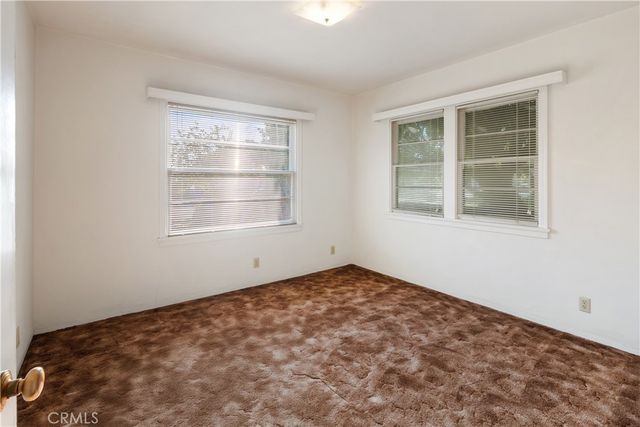 632 W I, Ontario, CA 91762