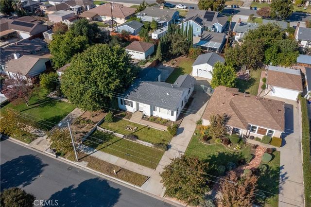 632 W I, Ontario, CA 91762