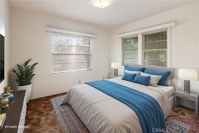 632 W I, Ontario, CA 91762