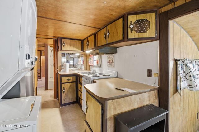 273 Harmony Way, Cosby, TN 37722