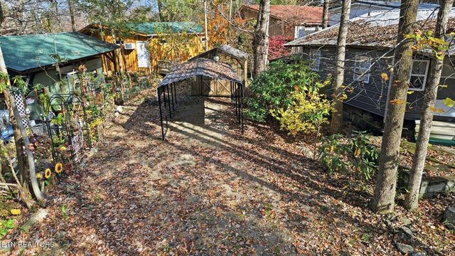 273 Harmony Way, Cosby, TN 37722