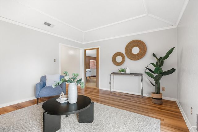 2909 Hillcrest Drive, Irving, TX 75062