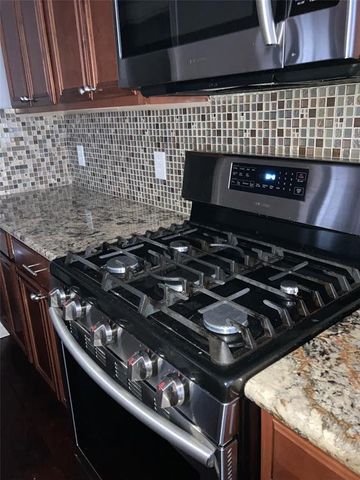 3506 Ewing Drive, Manvel, TX 77578