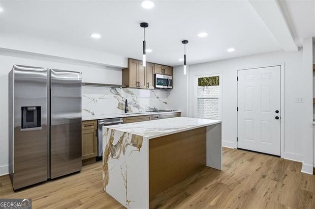5614 Bunky Way, Atlanta, GA 30338