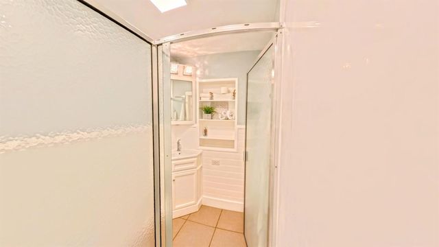 407 NW 7th A, Boynton Beach, FL 33426