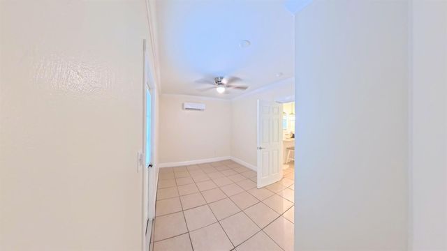 407 NW 7th A, Boynton Beach, FL 33426
