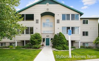 5877 Crosswinds Drive 31, Norton Shores, MI 49444