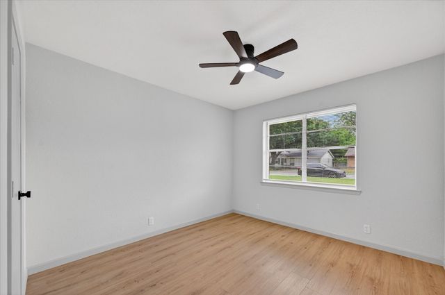 2507 Foxcroft Circle, Denton, TX 76209