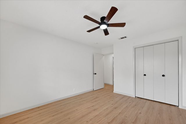 2507 Foxcroft Circle, Denton, TX 76209