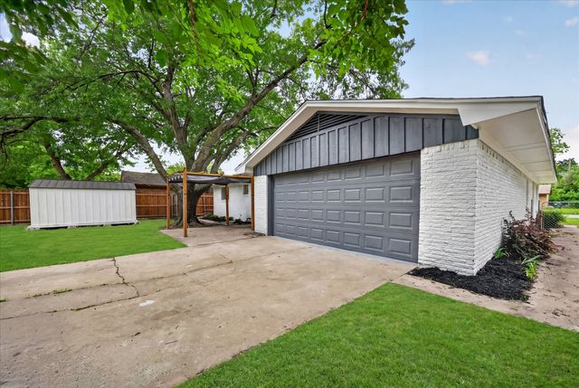 2507 Foxcroft Circle, Denton, TX 76209