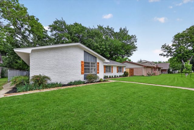 2507 Foxcroft Circle, Denton, TX 76209