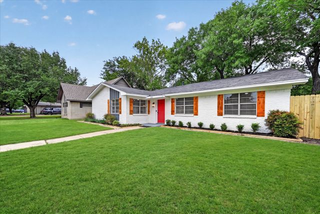 2507 Foxcroft Circle, Denton, TX 76209