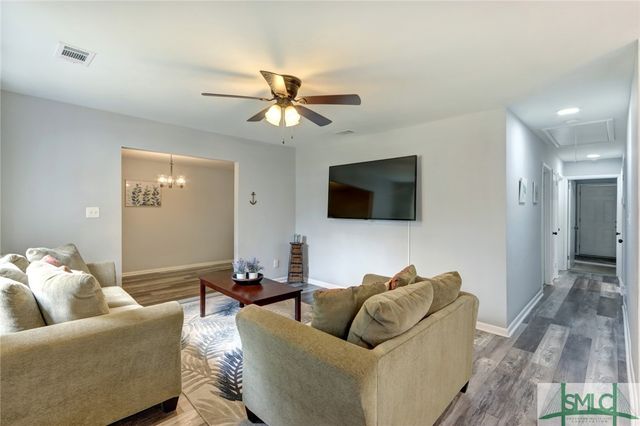 2033 E 41st Street, Savannah, GA 31404