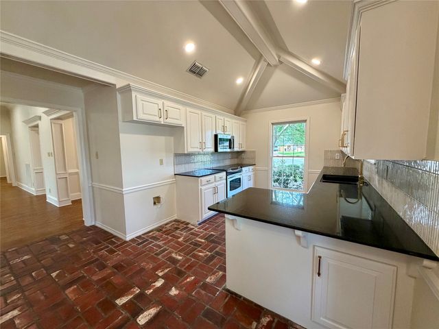 202 Norcross Street, Bossier City, LA 71111