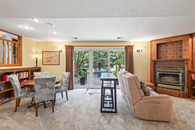 1505 Blackhawk Ridge Way, Eagan, MN 55122