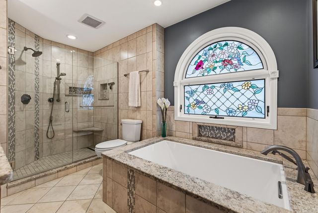1505 Blackhawk Ridge Way, Eagan, MN 55122