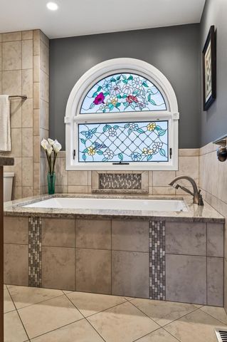 1505 Blackhawk Ridge Way, Eagan, MN 55122