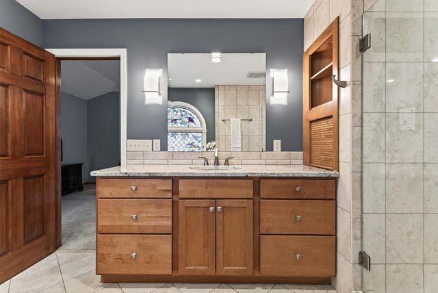 1505 Blackhawk Ridge Way, Eagan, MN 55122