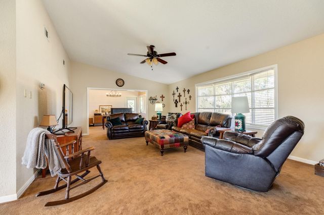 504 W Highway 332 W, Lake Jackson, TX 77566
