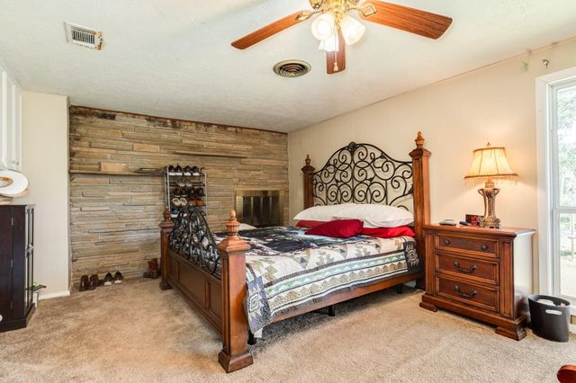 504 W Highway 332 W, Lake Jackson, TX 77566