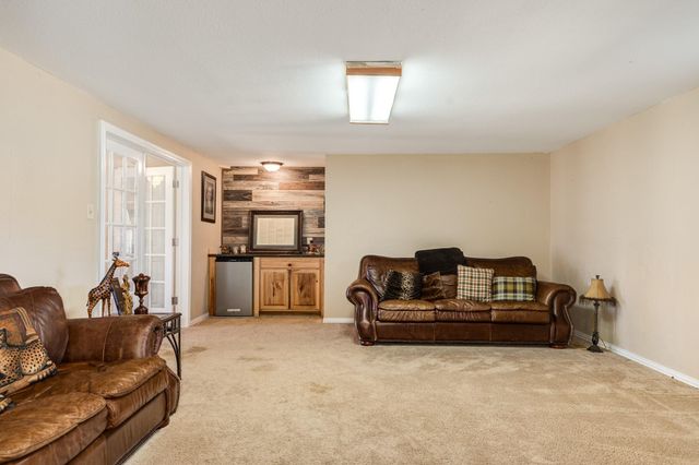 504 W Highway 332 W, Lake Jackson, TX 77566