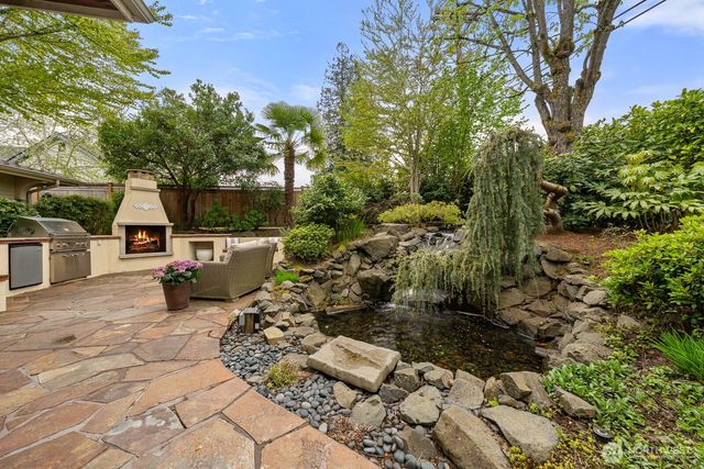 3424 97th Avenue SE, Mercer Island, WA 98040