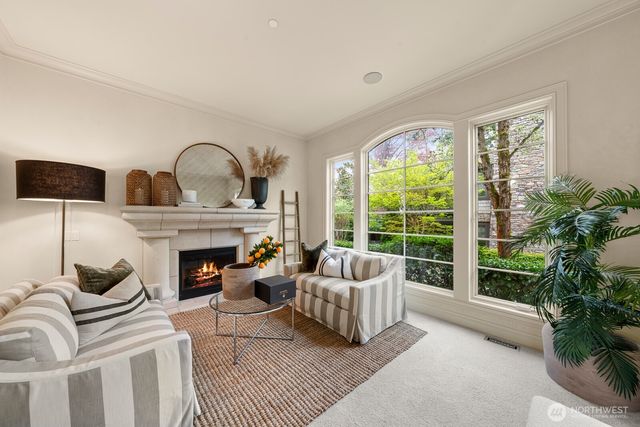 3424 97th Avenue SE, Mercer Island, WA 98040