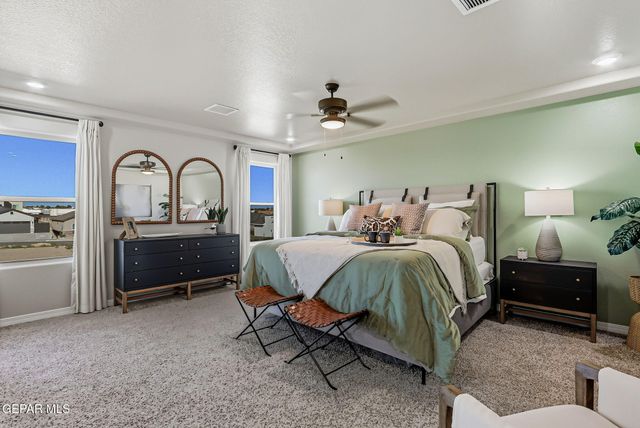 328 EMERALD EARTH Lane, Horizon City, TX 79928