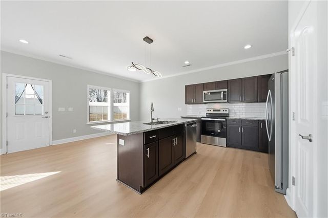 2486 Griffith Road, Winston-salem, NC 27103